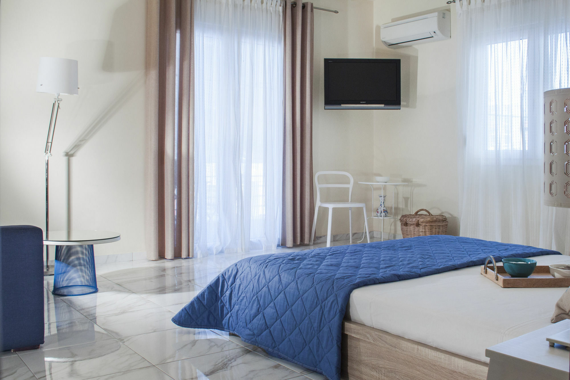 Krinis Apartments Rhodes City Exteriör bild